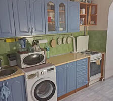 Продам квартиру 40 кв. м., 10/10, ул. Ильфа и Петрова/Левитана.