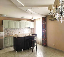 Красивая квартира в кирпичном доме в центре Таирова