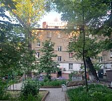 Apartament cu 3 camere, Centru.