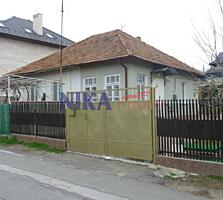 Старая почта, ул. Ливиу Дамиан 34