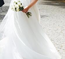 Свадебное платье Б/У после химчистки.