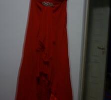 Продаю шикарные вечерние платья из Европы красное 40-44 р синее