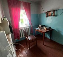 Полдома с печкой, отдельным двором и гаражом на Бл. Хуторе