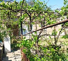 Дом Кировский 44/29/10-кухня. От соседей всё отдельно 4,5 с. Торг