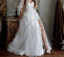 Продам шикарное свадебное платье! Торг уместен.