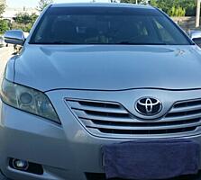 Тойота-Камри-40