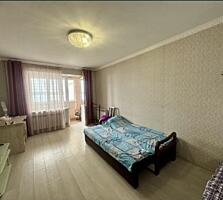 Продаю простору 1к. квартиру на Намиві з видом на річку