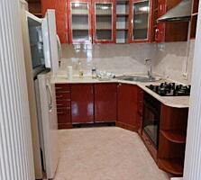 Квартира с узаконенной пристройкой и подвалом (бильярдной). 76м2.