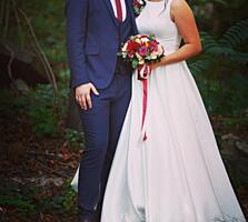 Продам свадебный мужской костюм