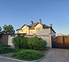 2-этажный дом, 366 кв. м, въезд в с. Б. Хутор