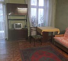 Продам 2кімнати у комуні, 42кв. м., вул. Тираспольська/ Успенська