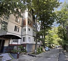 Двухуровневая, 4-х комнатная квартира с настоящим камином!