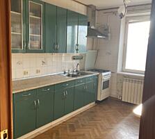 Продам 3 комнатную