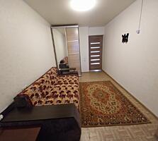 Продам 3х ком. кв. 4/9 эт. кирпич. Чешка. Космонавтов - Электронная