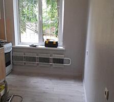 Продам однокомнатную квартиру в районе хомутяновки