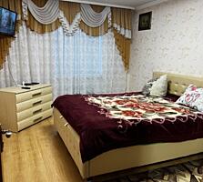 Продаётся 4-х комнатная квартира, 1 этаж + гараж и подвал. Торг