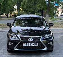 Продам Lexus ES300h 2014 год, состояние идеальное.