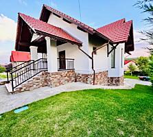 Dumbrava, casă luxoasă în 2 nivele