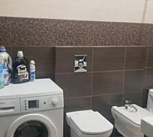 Продам квартиру 103 кв. м., 11/11, новый дом, жк Вернисаж.