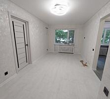 Продам 2 к/кв. 1/5 Кир, 42/28/6;5; евроремон, встроен кухня, по. Центр