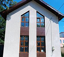 Продается 2-х этажный дом в центре города Бендеры