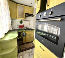 3 комнатная квартира Центр (район Дом Советов)