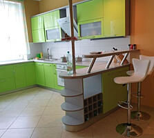 2-комн. квартира на пр. Шевченко, парк Победы