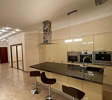 3-комн. квартира на проспекте Шевченко, Дворец спорта