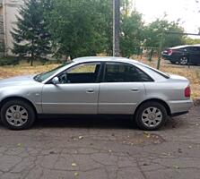 Audi A4 quattro B5 1.8 бензин