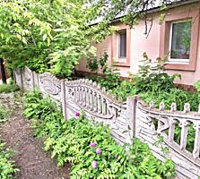 В продаже 4 к. дом, гараж, участок 8 соток. Ост. 9 Военная