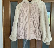 Продается новая куртка. Размер 48-50.