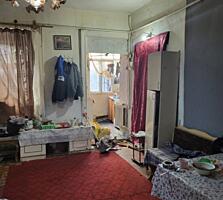 Продам 2кв. 40кв. м., вул. Торгова/Коблевська