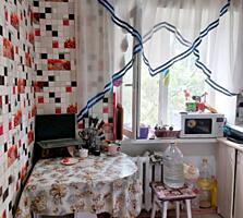 Продаю двухкомнатную квартиру в Лесках