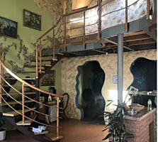 4-комнатная квартира в заселенном и сданном комплексе , Вузовский. ...