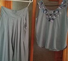 Новый летний брючный костюм немецкий 36р-р. (42/44).