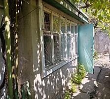 Предлагается к продаже квартира на земле в Пересыпском районе города .