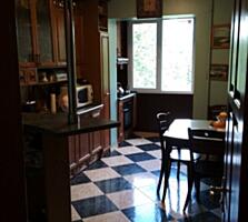 Продается большая уютная квартира по проспекту Академика Глушко