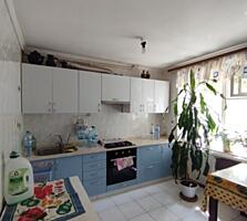 Продам 4- комнатную квартиру на А. Невского