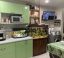 Продам 3х ком. квартиру с придомовой территорией 53 кв.м ул.Пастера