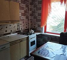 3-х комнатная квартира, Центр, Слободзея