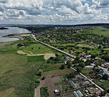 ЗЕМЕЛЬНЫЙ УЧАСТОК под строительство с видом на два озера В Молдове.