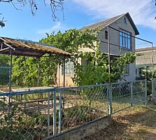 Продам дачу и участок для стоянки напротив