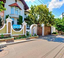 Дом + гостевой домик в респектабельном районе. Кодру.