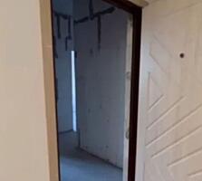 Продам 2 комнатную квартиру 53 кв. м., новый дом, жк Акварель-4.