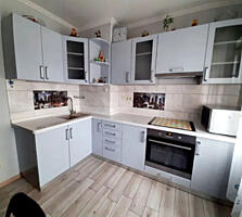 Продам 4-комнатную квартиру с видом на море на пос.Котовского ...