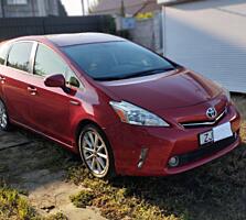 TOYOTA PRIUS V