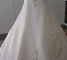Шикарное свадебное платье. ТОРГ