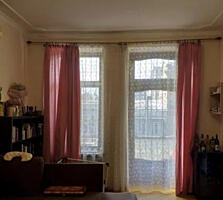 Продам 4-х комнатную квартиру в Центре города