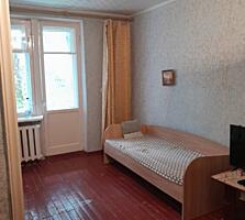 Продам однокомнатную квартиру 3/4 в центре Днестровска, р. Автостанции