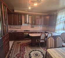 Telecentru, vindem 2 case gata de trai. Teren privatizat 6,5 ari.